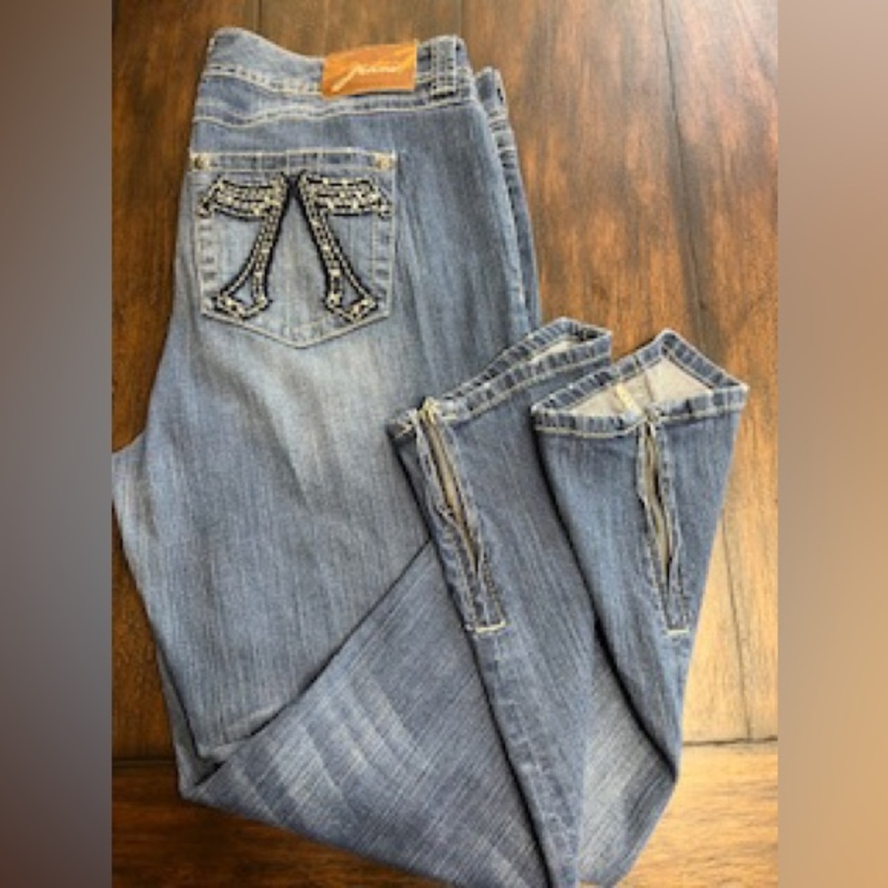 SEVEN7 Embellished Side Ankle Zip Jeans - Picture 2 of 8